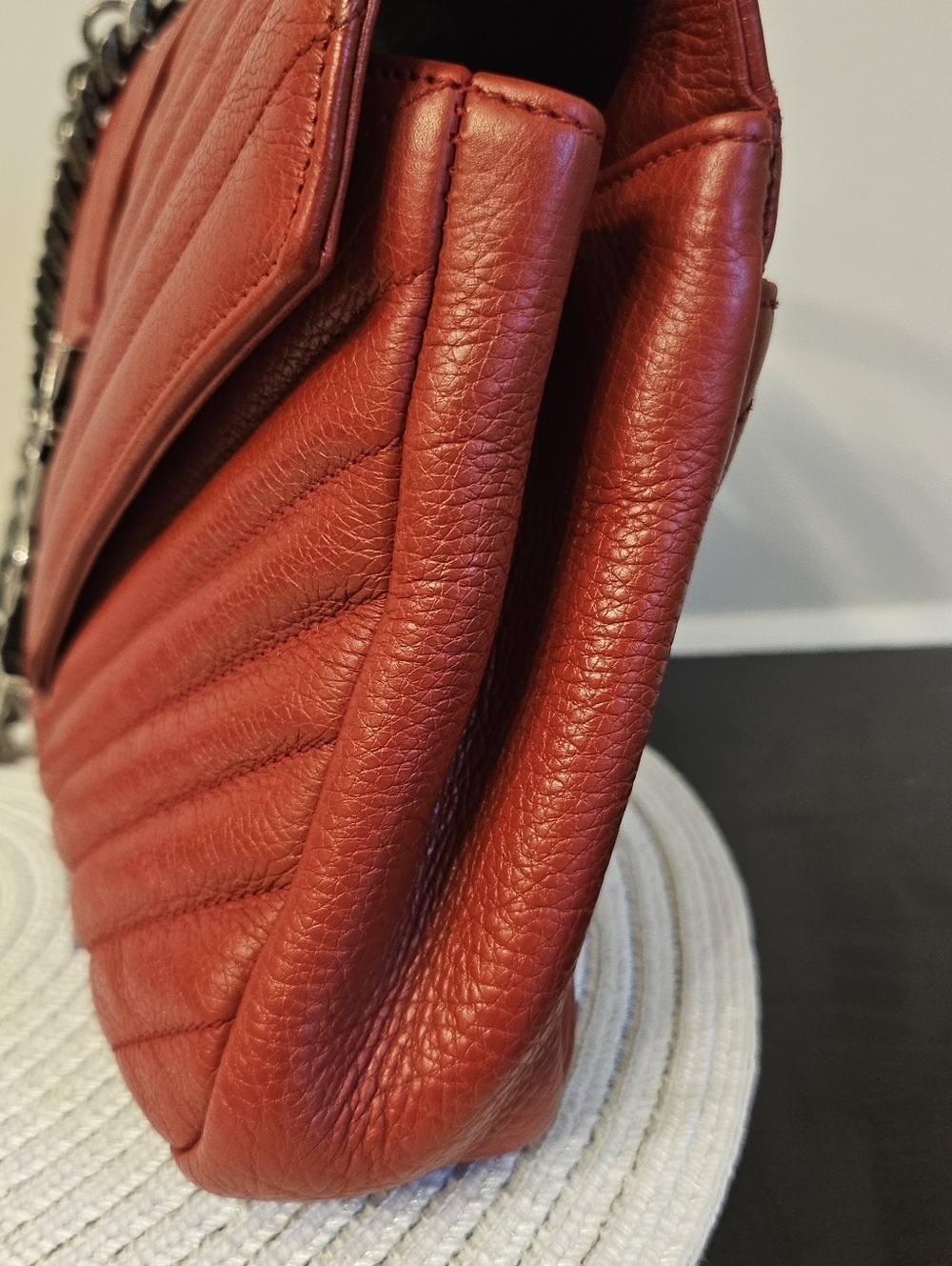 YSL Saint Laurent College Medium Red Chevron Leather Bag - Picture 5 of 16